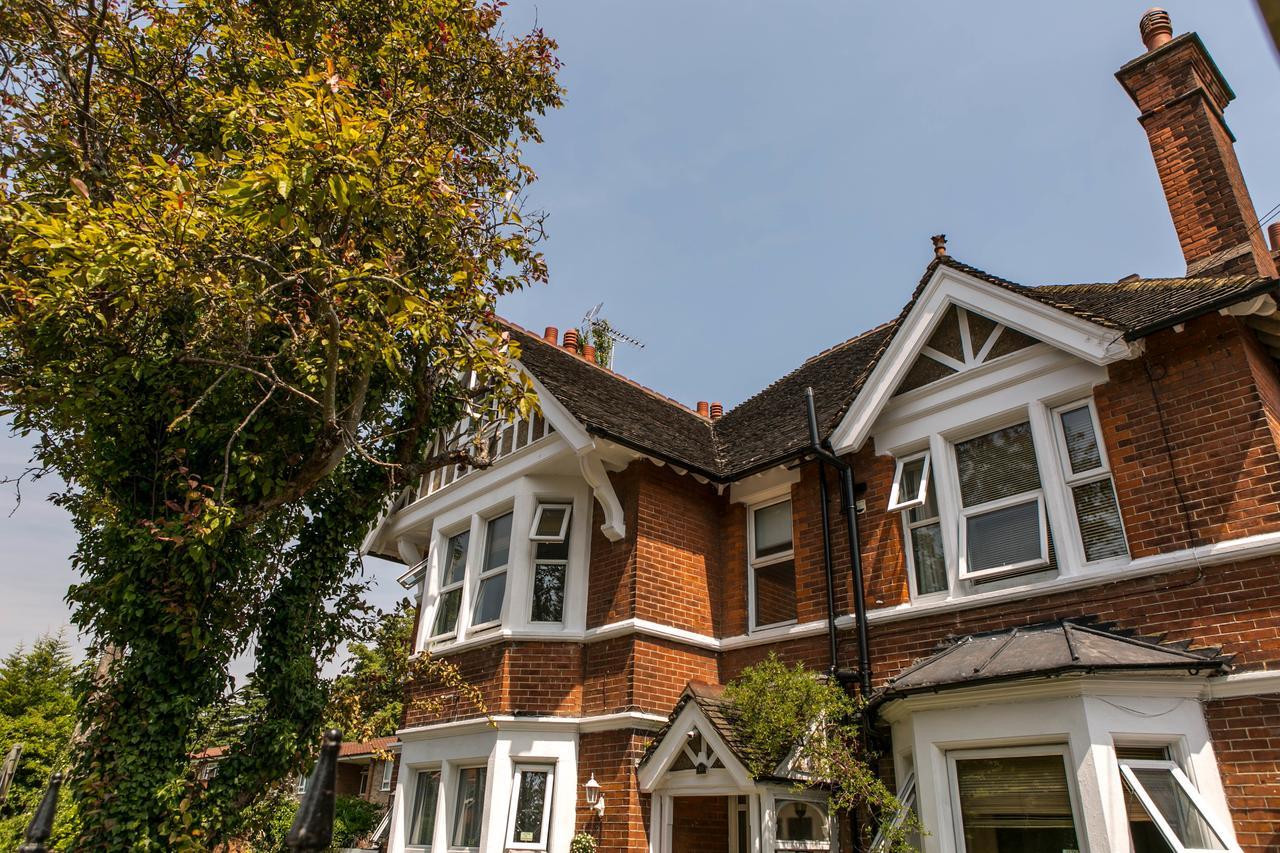 Hayes Bank Bed and Breakfast Ashford  Exteriör bild