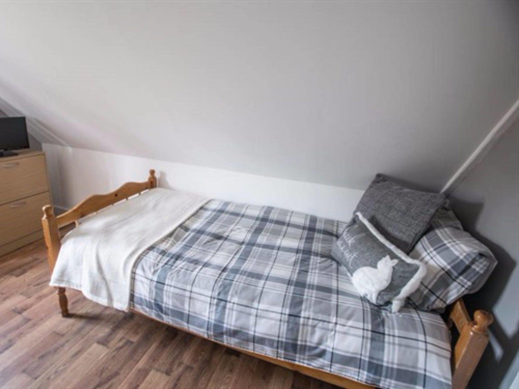 Hayes Bank Bed and Breakfast Ashford  Exteriör bild